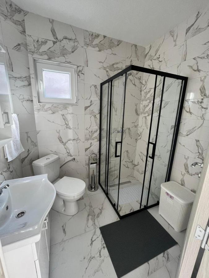 Knezevic Apartman 포드고리차 외부 사진